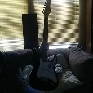 Oscarschmidt electric guitar
